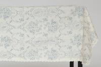 Скатерть в подарочной упаковке Secret De Maison Saint-Michel (150см х 150см). Фото №1